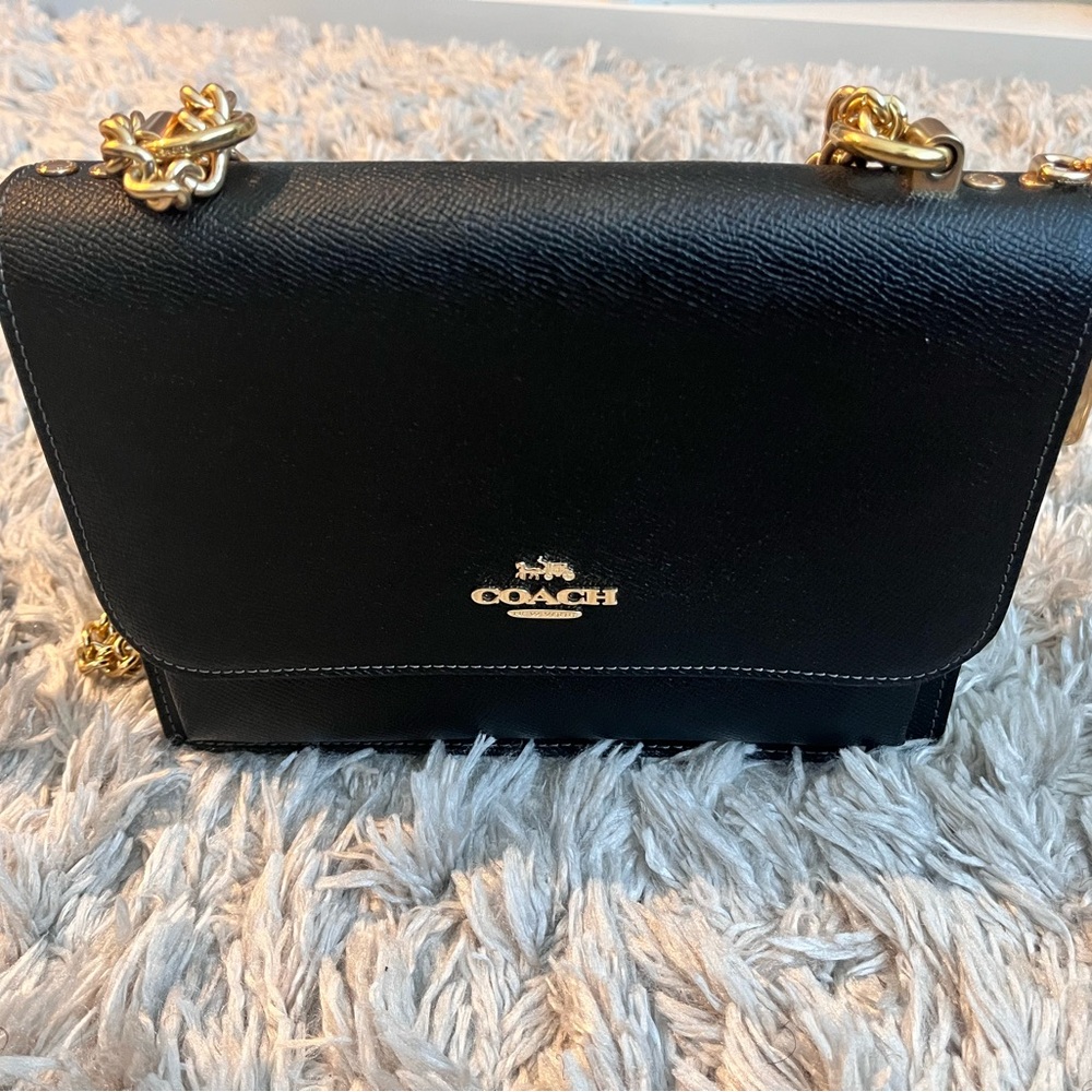 Coach Leather Cross body bag with gold chain